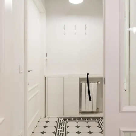 Center Slavija Square Ii דירה