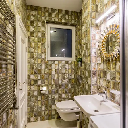 Center Slavija Square Ii דירה