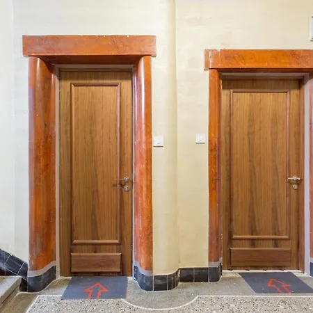 Center Slavija Square Ii *