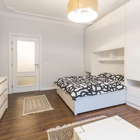 Center Slavija Square Ii * בלגרד